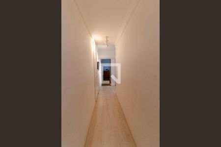 Apartamento à venda com 185m², 3 quartos e 2 vagasCorredor