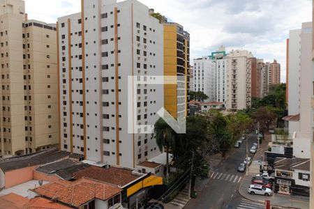 Apartamento à venda com 185m², 3 quartos e 2 vagasVista da Sacada