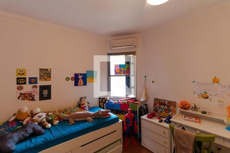 Apartamento à venda com 185m², 3 quartos e 2 vagasQuarto 02