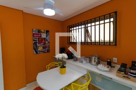 Apartamento à venda com 185m², 3 quartos e 2 vagasCozinha