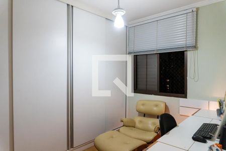 Apartamento à venda com 87m², 3 quartos e 2 vagasQuarto 2