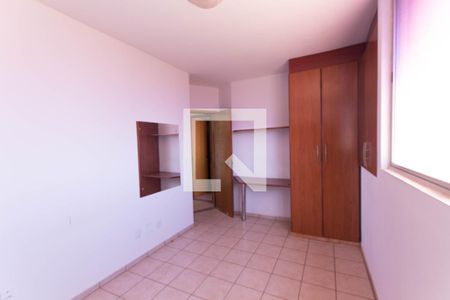Apartamento para alugar com 80m², 3 quartos e 1 vagaQuarto 2