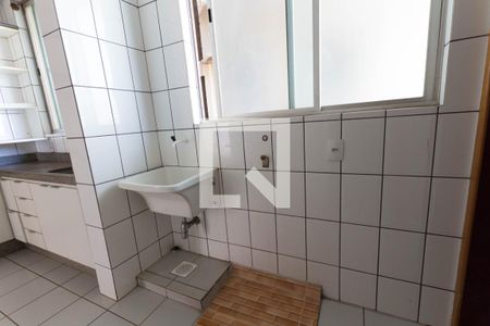 Apartamento para alugar com 80m², 3 quartos e 1 vagaÁrea de Serviço