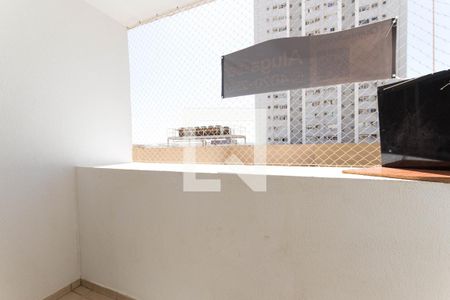 Varanda de apartamento para alugar com 3 quartos, 80m² em Setor Leste Universitário, Goiânia