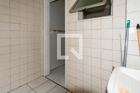 Apartamento à venda com 68m², 2 quartos e 1 vagaÁrea de Serviço