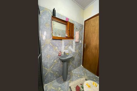 Casa à venda com 119m², 3 quartos e 2 vagasBanheiro