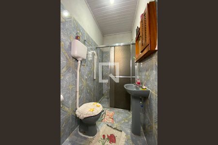 Casa à venda com 119m², 3 quartos e 2 vagasBanheiro