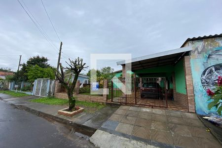 Casa à venda com 119m², 3 quartos e 2 vagasFachada