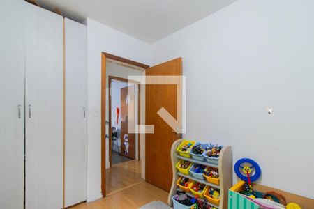 Casa à venda com 385m², 5 quartos e 9 vagasQuarto 2