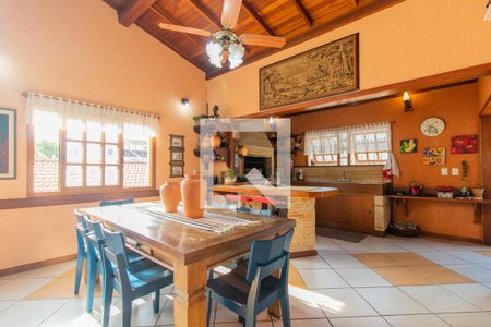 Casa à venda com 385m², 5 quartos e 9 vagasSala 2