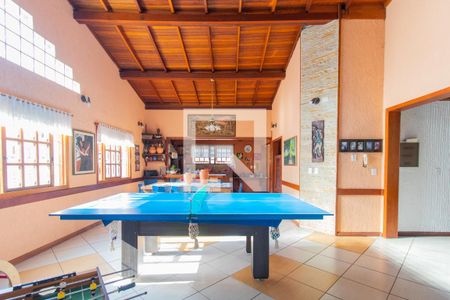 Casa à venda com 385m², 5 quartos e 9 vagasSala 2