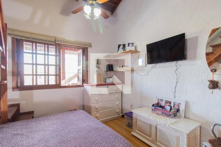 Casa à venda com 385m², 5 quartos e 9 vagasQuarto 5 - Suíte