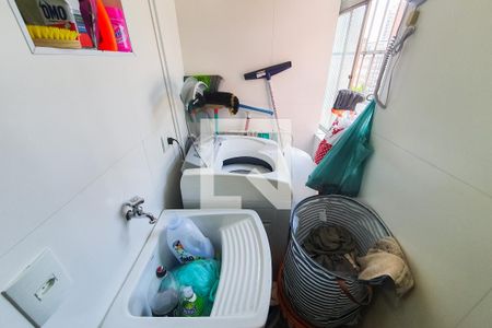 Apartamento para alugar com 65m², 2 quartos e 1 vagaÁrea de Serviço