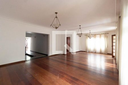 Sala de casa à venda com 5 quartos, 425m² em Barro Branco (zona Norte), São Paulo