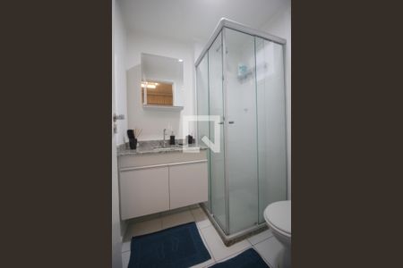 Apartamento à venda com 69m², 2 quartos e 2 vagasBanheiro da Suíte