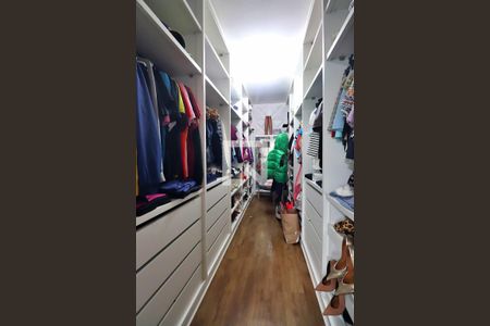 Casa para alugar com 125m², 3 quartos e 2 vagasCloset