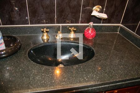 Casa para alugar com 750m², 8 quartos e 5 vagasBanheiro 4