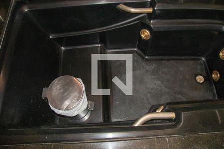 Casa para alugar com 750m², 8 quartos e 5 vagasBanheiro 2