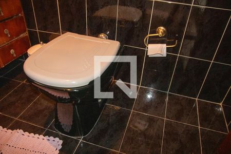 Casa para alugar com 750m², 8 quartos e 5 vagasBanheiro 4