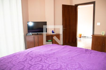 Casa para alugar com 750m², 8 quartos e 5 vagasQuarto 1