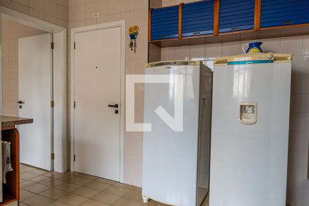Apartamento à venda com 130m², 2 quartos e 2 vagasCozinha