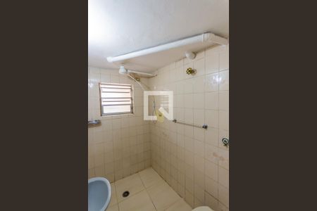 Banheiro da Suíte de casa para alugar com 1 quarto, 30m² em Parque Oratório, Santo André