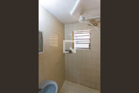 Banheiro da Suíte de casa para alugar com 1 quarto, 30m² em Parque Oratório, Santo André