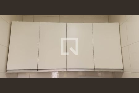 Casa de condomínio para alugar com 335m², 6 quartos e 4 vagasLavanderia