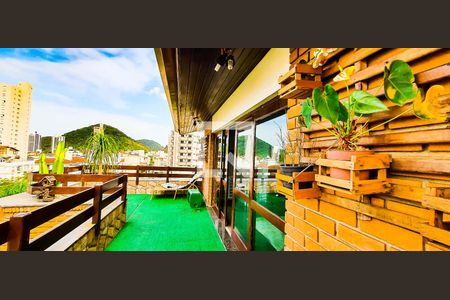 Casa de condomínio para alugar com 335m², 6 quartos e 4 vagasVaranda da Suite 3