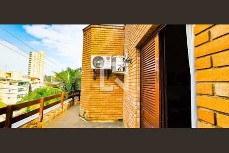 Casa de condomínio para alugar com 335m², 6 quartos e 4 vagasVaranda 