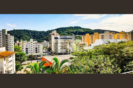 Casa de condomínio para alugar com 335m², 6 quartos e 4 vagasVista da Suite 2