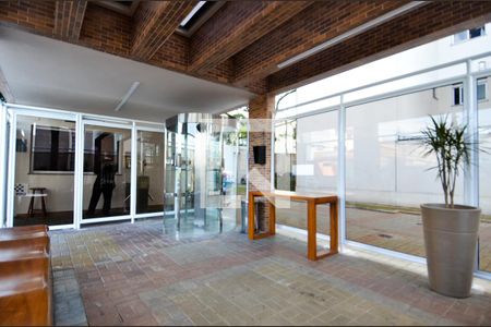 Apartamento para alugar com 58m², 2 quartos e 1 vagaEntrada Social - Portaria 