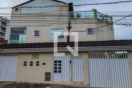 Casa à venda com 220m², 3 quartos e 2 vagasfachada