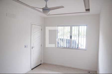 Casa à venda com 220m², 3 quartos e 2 vagassala