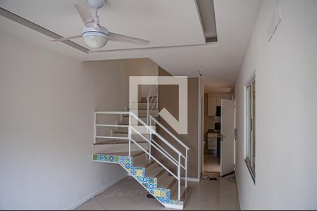 Casa à venda com 220m², 3 quartos e 2 vagassala