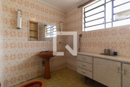 Casa à venda com 202m², 3 quartos e 4 vagasBanheiro Social