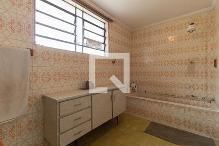 Casa à venda com 202m², 3 quartos e 4 vagasBanheiro Social