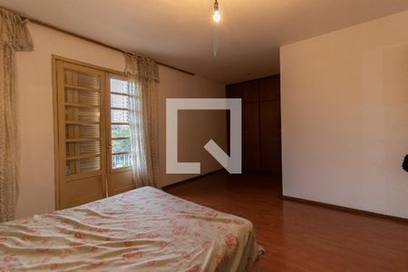 Casa à venda com 202m², 3 quartos e 4 vagasSuíte