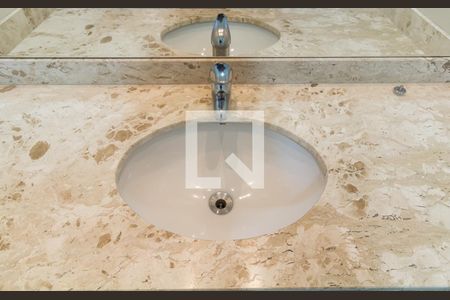 Apartamento para alugar com 110m², 2 quartos e 2 vagas Apartamento para alugar com 110m², 2 quartos e 2 vagasBanheiro da Suíte 1