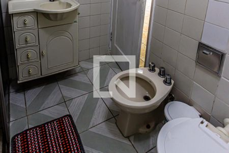 Banheiro de apartamento à venda com 1 quarto, 62m² em Vila Buarque, São Paulo