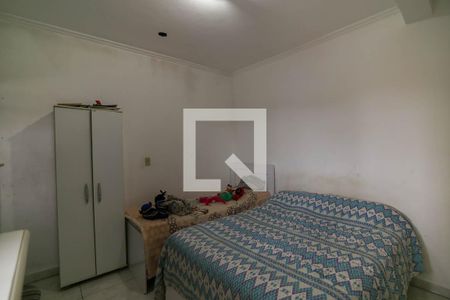 Quarto de casa para alugar com 4 quartos, 300m² em Jardim Maria Rosa, Taboão da Serra