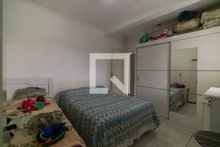 Quarto de casa para alugar com 4 quartos, 300m² em Jardim Maria Rosa, Taboão da Serra