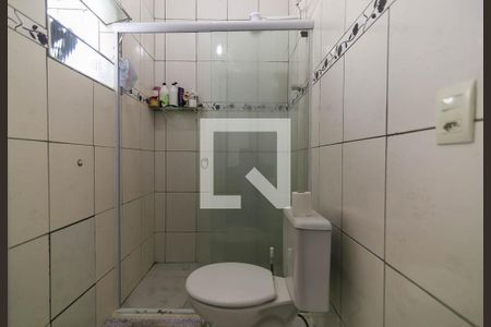 Banheiro da Suíte de casa para alugar com 4 quartos, 300m² em Jardim Maria Rosa, Taboão da Serra