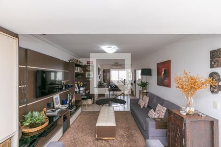 Apartamento à venda com 204m², 3 quartos e 2 vagas Apartamento à venda com 204m², 3 quartos e 2 vagasSala de TV/ Cobertura