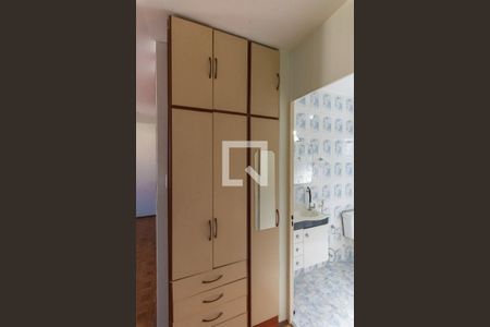 Apartamento à venda com 58m², 2 quartos e 1 vagaCorredor- Armário
