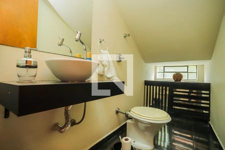 Casa à venda com 280m², 4 quartos e 6 vagasLavabo