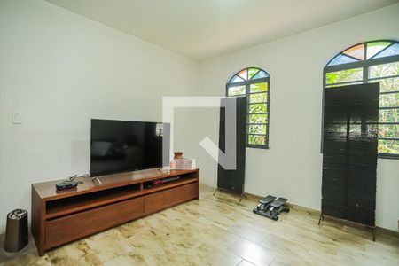 Sala 2 de casa à venda com 4 quartos, 280m² em Bela Aliança, São Paulo