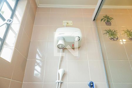 Casa à venda com 280m², 4 quartos e 6 vagasBanheiro da Suíte