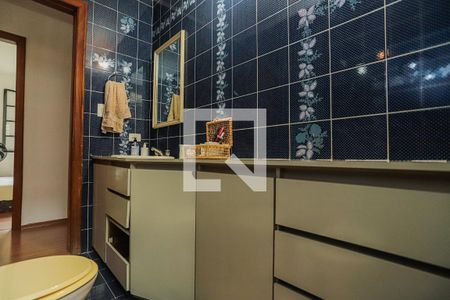 Casa à venda com 280m², 4 quartos e 6 vagasBanheiro Social