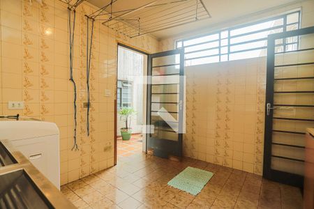 Casa à venda com 280m², 4 quartos e 6 vagasÁrea de Serviço